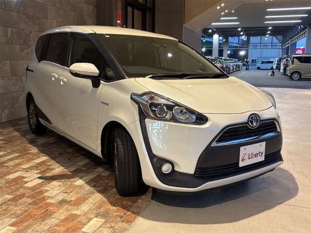 トヨタ シエンタ　ハイブリッド ハイブリッド １．５ Ｇ H29年 (近畿) 99