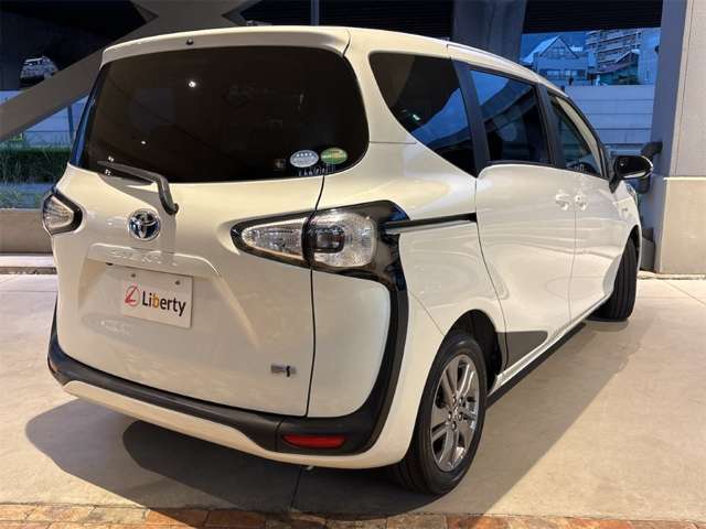 トヨタ シエンタ　ハイブリッド ハイブリッド １．５ Ｇ H29年 (近畿) 99
