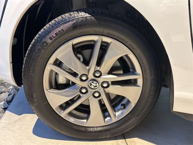 トヨタ シエンタ　ハイブリッド ハイブリッド １．５ Ｇ H29年 (近畿) 99