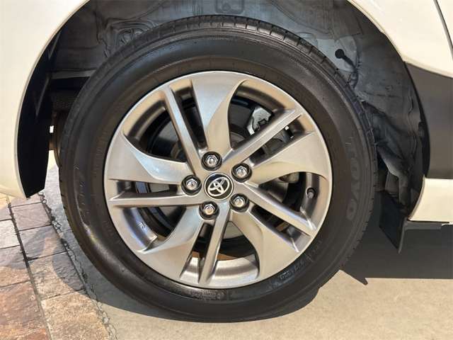 トヨタ シエンタ　ハイブリッド ハイブリッド １．５ Ｇ H29年 (近畿) 99