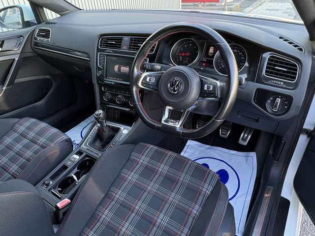 フォルクスワーゲン ゴルフ ＧＴＩ H28年 (近畿) 99