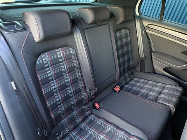 フォルクスワーゲン ゴルフ ＧＴＩ H28年 (近畿) 99
