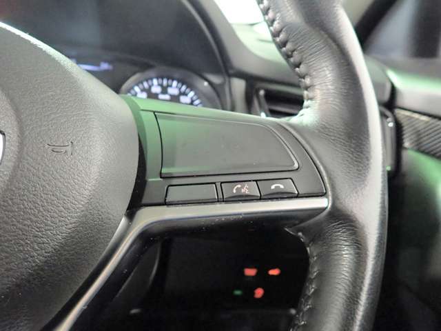日産 エクストレイル ２．０ ２０Ｘ ２列車 ４ＷＤ R1年 () 99
