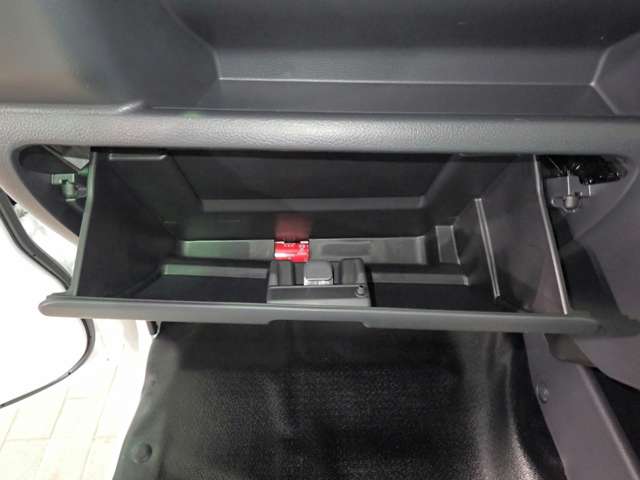 日産 クリッパートラック ６６０ ＤＸ R8年 () 99