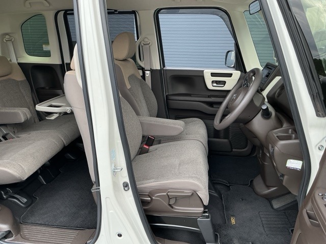 ホンダ Ｎ　ＢＯＸ ６６０ Ｌ R4年 (近畿) 99