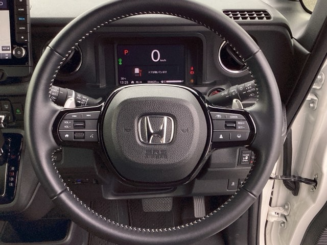 ホンダ Ｎ　ＢＯＸ カスタム ６６０ ターボ コーディネートスタイル モノトーン R8年 (近畿) 99