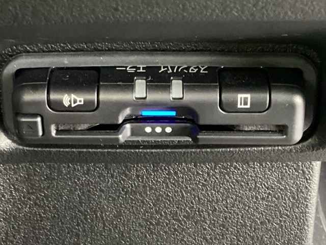 ホンダ Ｎ　ＢＯＸ カスタム ６６０ ターボ コーディネートスタイル ２トーン R8年 (近畿) 99