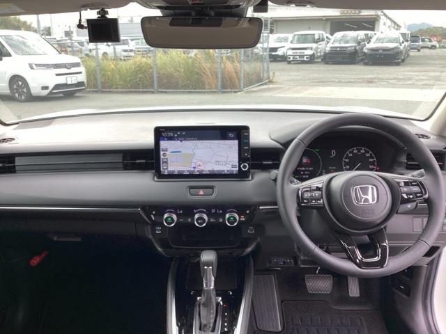 ホンダ ヴェゼル １．５ Ｅ：ＨＥＶ Ｚ R8年 (近畿) 99