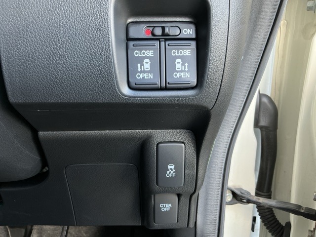 ホンダ Ｎ　ＢＯＸ ６６０ Ｇ ＳＳパッケージ H26年 (近畿) 99