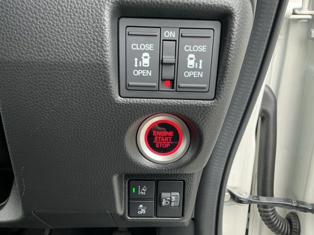 ホンダ Ｎ　ＢＯＸ カスタム ６６０ ＥＸ R3年 (近畿) 99