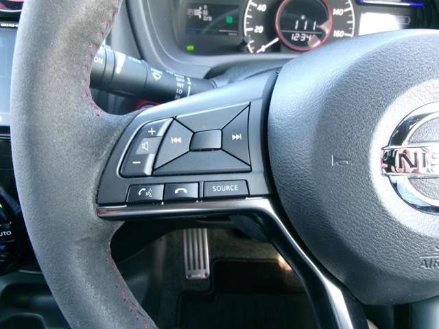 日産 ノート １．２ Ｅ－ＰＯＷＥＲ ＮＩＳＭＯ H30年 (九州・沖縄) 99