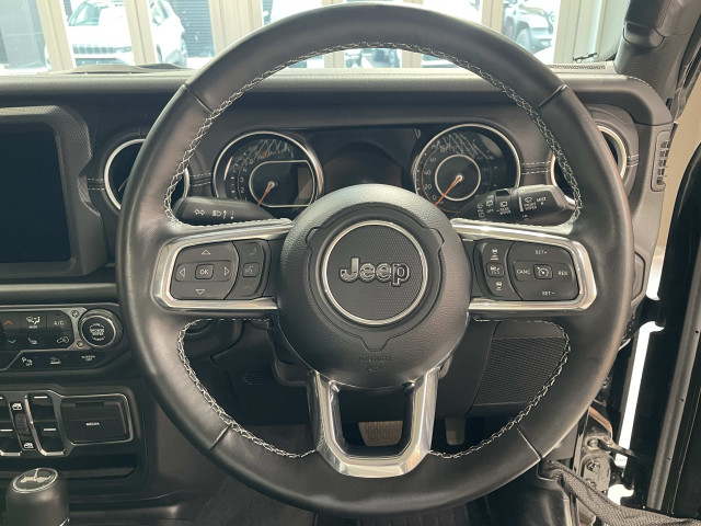 ジープ ラングラー　アンリミテッド アンリミテッド サハラ ２．０Ｌ ４ＷＤ R5年 (関東) 99