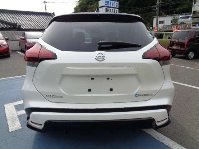 日産 キックス １．２ Ｘ （Ｅ－ＰＯＷＥＲ） R3年 (九州・沖縄) 99