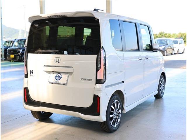ホンダ Ｎ　ＢＯＸ カスタム ６６０ R8年 () 99