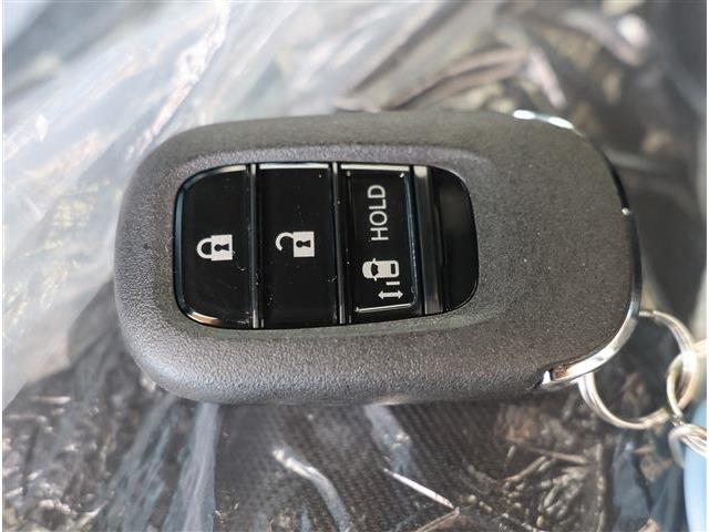 ホンダ Ｎ　ＢＯＸ カスタム ６６０ R8年 () 99