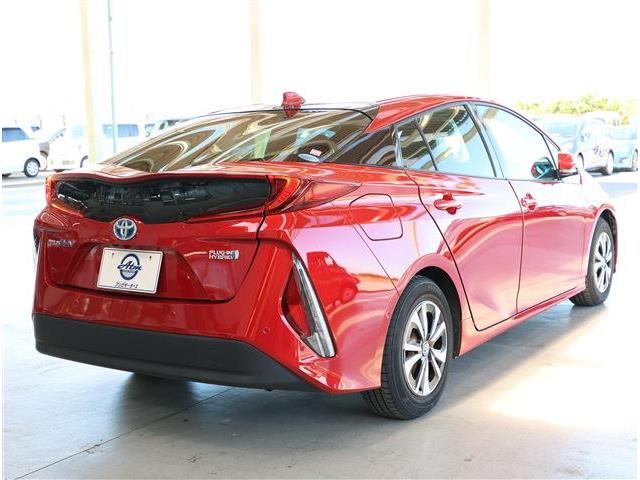トヨタ プリウスＰＨＶ １．８ Ａ ナビパッケージ R1年 () 99