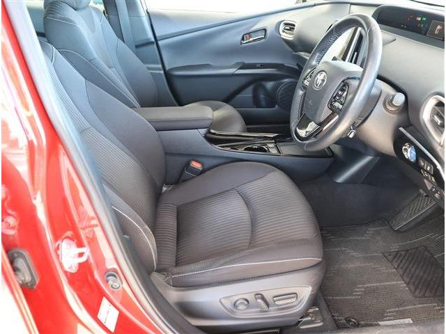 トヨタ プリウスＰＨＶ １．８ Ａ ナビパッケージ R1年 () 99