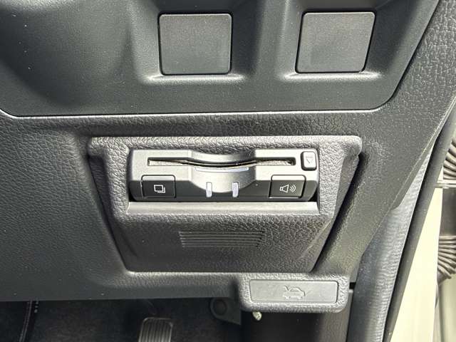 スバル フォレスター ２．０ エックスブレイク ４ＷＤ H28年 () 99