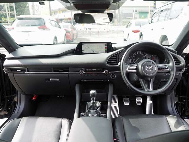 マツダ ＭＡＺＤＡ３　ファストバック ２．０ Ｘ Ｌパッケージ R2年 (東海) 99
