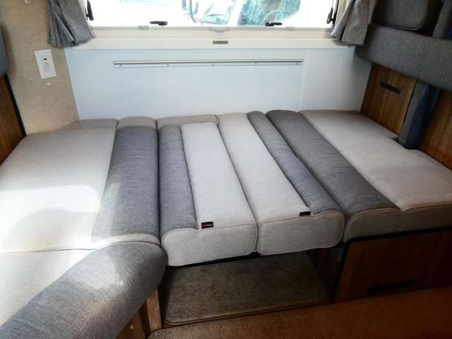 トヨタ ハイエースバン ファンルーチェ R5年 () 99