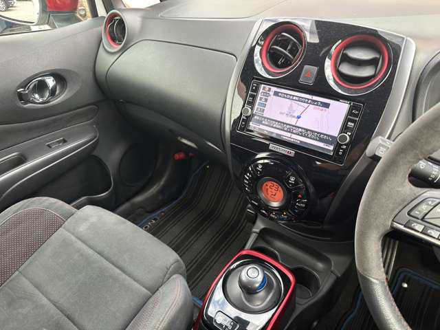 日産 ノート １．２ Ｅ－ＰＯＷＥＲ ＮＩＳＭＯ H30年 (関東) 99