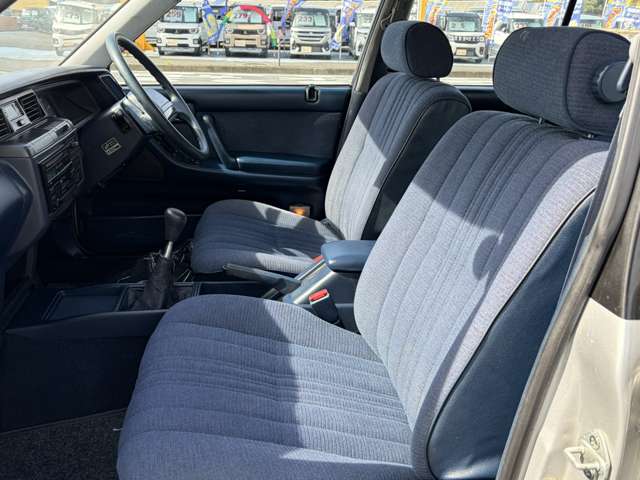 トヨタ クラウンワゴン ２．０ スーパーデラックス H1年 (関東) 99