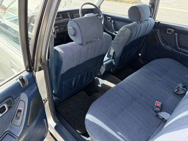 トヨタ クラウンワゴン ２．０ スーパーデラックス H1年 (関東) 99