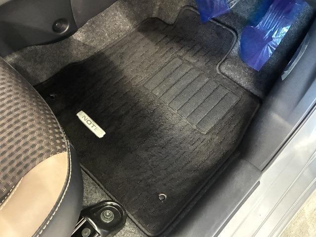 日産 ノート １．２ メダリスト Ｘ H30年 () 99