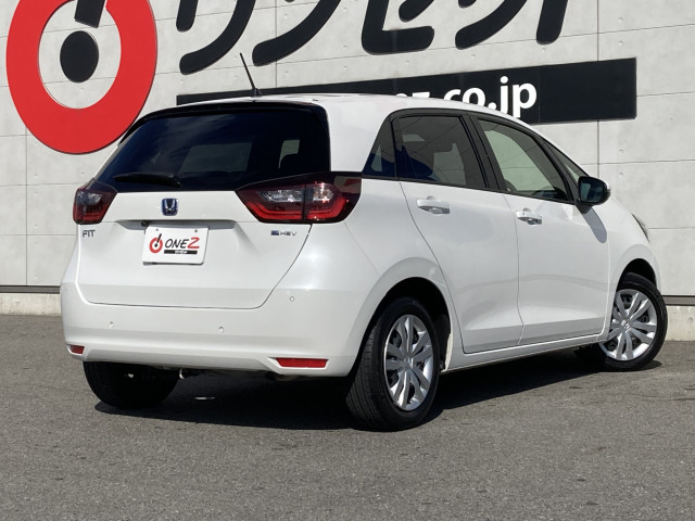 ホンダ フィット　ハイブリッド １．５ Ｅ：ＨＥＶ ベーシック R4年 (四国) 99