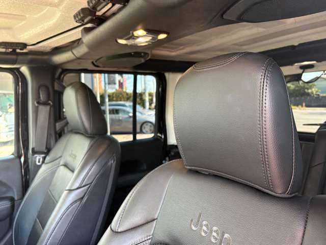 ジープ ラングラー　アンリミテッド アンリミテッド サハラ ３．６Ｌ ４ＷＤ R1年 (関東) 99