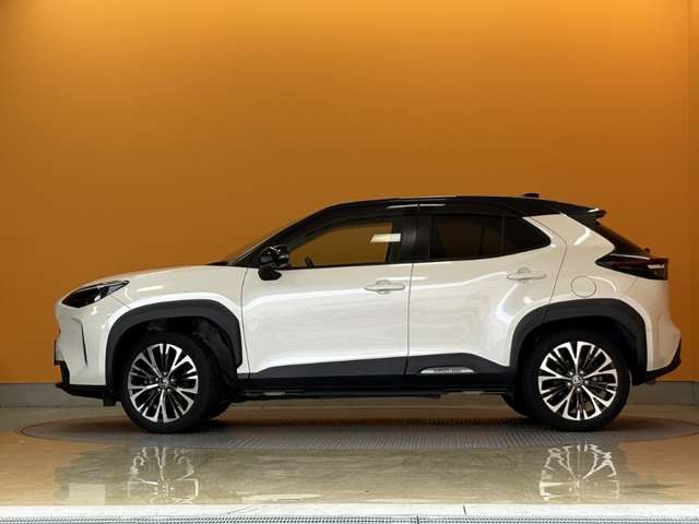 トヨタ ヤリスクロス　ハイブリッド １．５ ハイブリッド Ｚ Ｅ－ＦＯＵＲ ４ＷＤ R2年 () 99