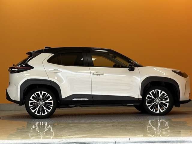 トヨタ ヤリスクロス　ハイブリッド １．５ ハイブリッド Ｚ Ｅ－ＦＯＵＲ ４ＷＤ R2年 () 99
