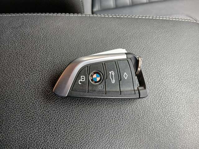 ＢＭＷ ３シリーズ ３２０ｉ　Ｍスポーツ R3年 (近畿) 99