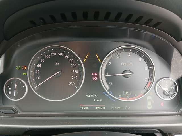 ＢＭＷ ５シリーズ ５２３ｉ　Ｍスポーツ H29年 (近畿) 99