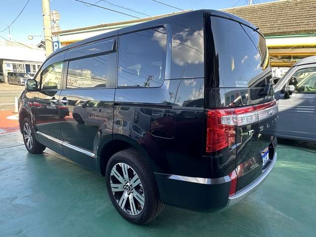 三菱 デリカ　Ｄ：５ ２．２ Ｐ ディーゼルターボ ４ＷＤ R7年 () 99