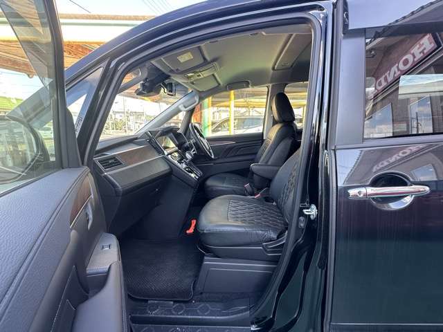 三菱 デリカ　Ｄ：５ ２．２ Ｐ ディーゼルターボ ４ＷＤ R7年 () 99