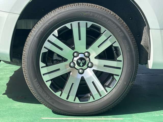 三菱 デリカ　Ｄ：５ ２．２ Ｐ ディーゼルターボ ４ＷＤ R7年 () 99
