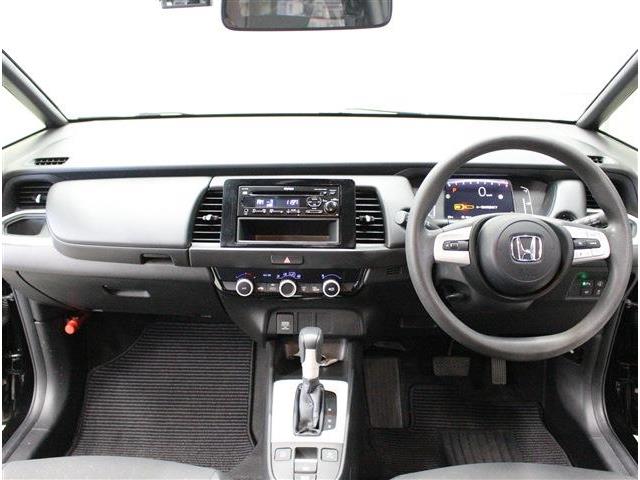 ホンダ フィット １．３ ベーシック ４ＷＤ R3年 (北海道) 99