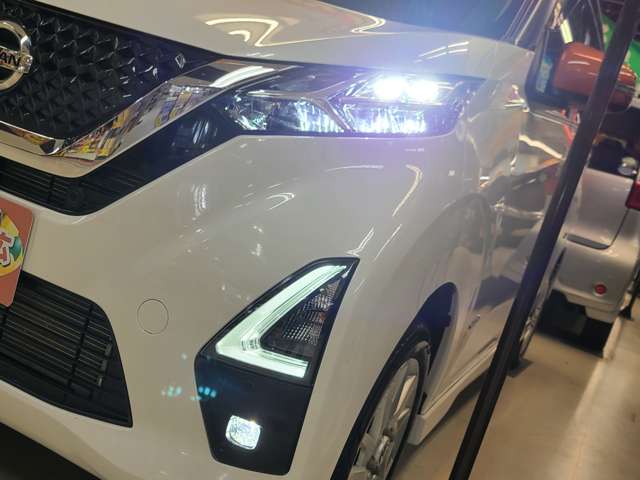 日産 デイズ ６６０ ハイウェイスターＸ ４ＷＤ R3年 () 99