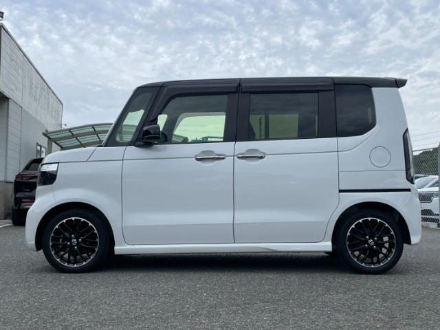 ホンダ Ｎ　ＢＯＸ カスタム ６６０ ターボ コーディネートスタイル ２トーン R5年 (九州・沖縄) 99