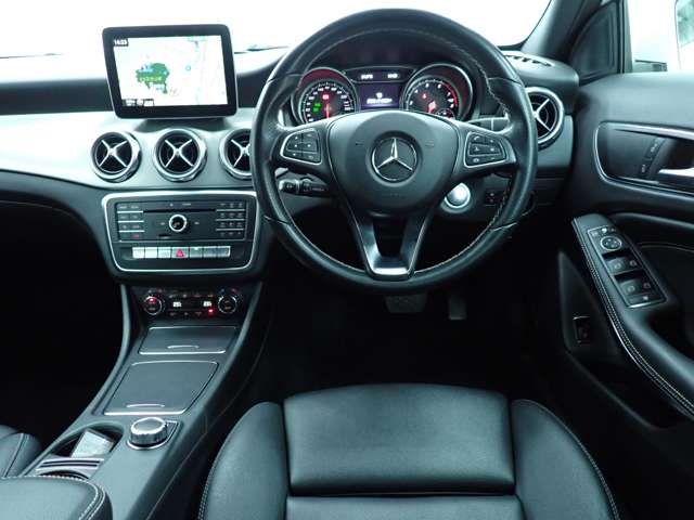 メルセデスベンツ ＧＬＡクラス ＧＬＡ１８０ H29年 (九州・沖縄) 99