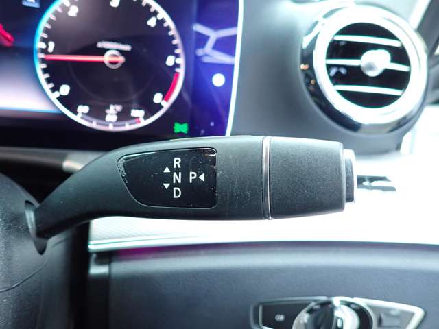 メルセデスベンツ Ｅクラス Ｅ２２０Ｄ アバンギャルド ディーゼルターボ H30年 (九州・沖縄) 99