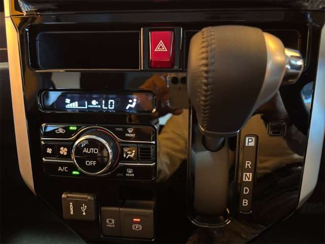 トヨタ ルーミー １．０ カスタム Ｇ－Ｔ R8年 (近畿) 99