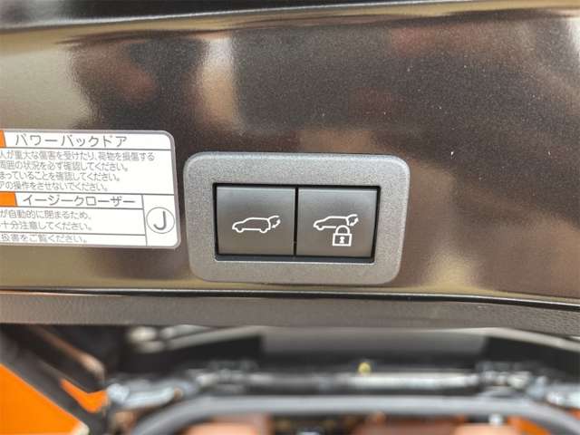 トヨタ ヤリスクロス １．５ ハイブリッド Ｚ アドベンチャー R5年 (近畿) 99