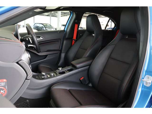 ＡＭＧ Ａクラス Ａ４５ ４マチック ４ＷＤ H28年 (近畿) 99