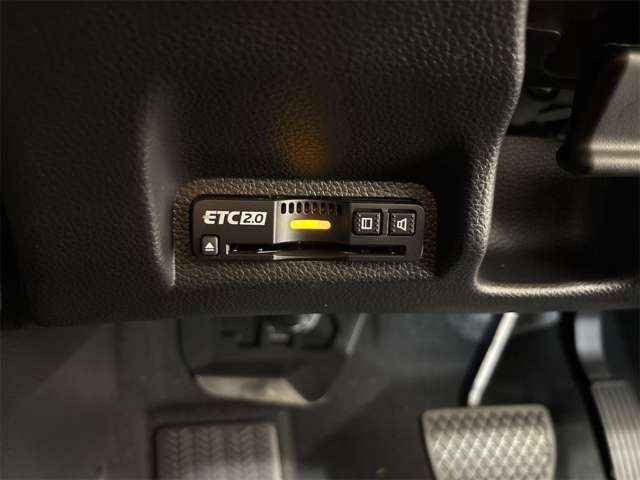 ホンダ ヴェゼル １．５ Ｅ：ＨＥＶ Ｚ R8年 (近畿) 99