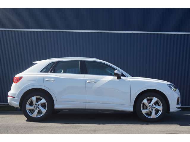 アウディ Ｑ３ ３５ ＴＦＳＩ アドバンスト R2年 (関東) 99