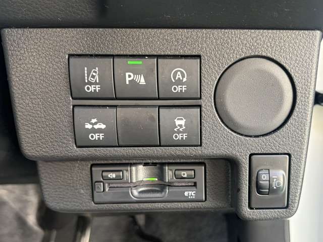 マツダ キャロル ６６０ Ｃ R8年 () 99