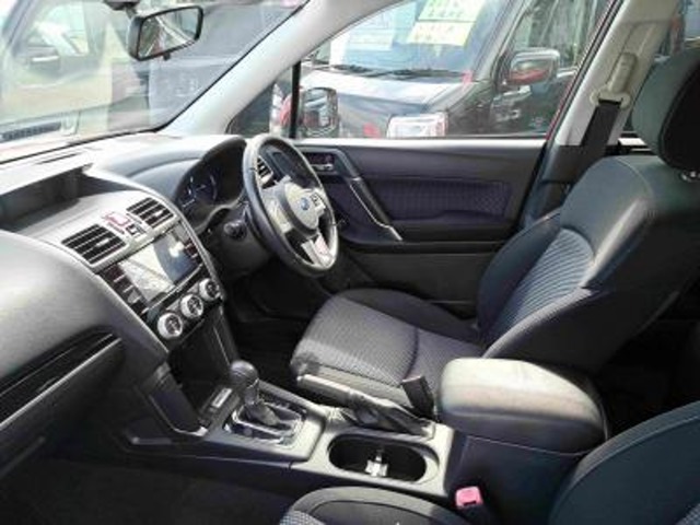 スバル フォレスター ２．０Ｉ－Ｌ アイサイト ４ＷＤ H29年 () 99