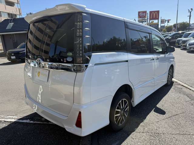 トヨタ ヴォクシー ２．０ ＺＳ 煌ＩＩ ４ＷＤ H28年 (甲信越・北陸) 99